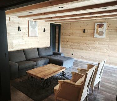 Cornimont Apartment | Ferme perce-neige sauna et jacuzzi