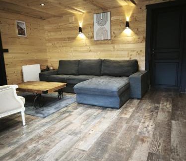 Cornimont Apartment | Ferme perce-neige sauna et jacuzzi