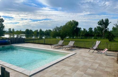 Castet-Arrouy House | Ferme rénovée 6 chambres, vue sur lac et piscine