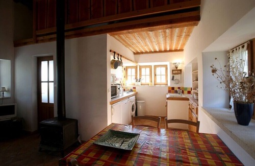 Gigondas House | Ferme Rénovée : Vignes, Silence, Piscine et vue à Couper le Souffle, de 2 à 20p