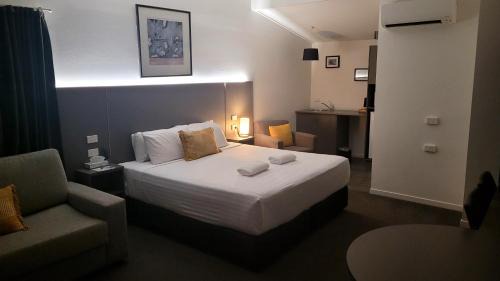 Fern Bay Hotel | Fern Bay Motel