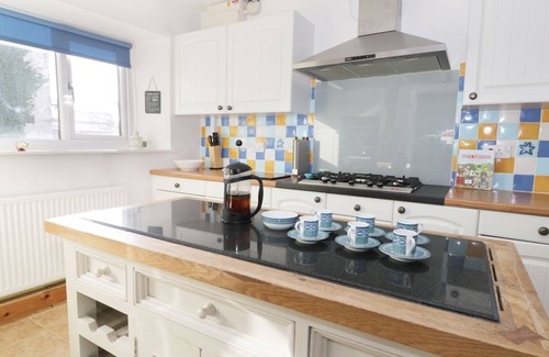 Hinderwell Cottage | FERN COTTAGE, family friendly, character holiday cottage in Staithes