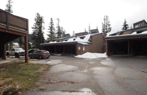 Okanagan-Similkameen House | Fern Haven Townhouse near Ski in Out