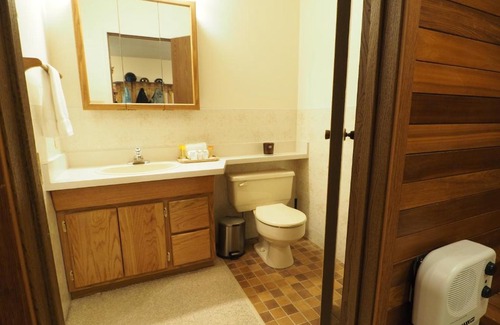 Okanagan-Similkameen House | Fern Haven Townhouse near Ski in Out