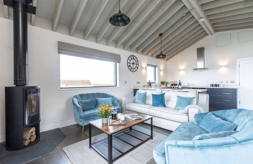 Melcombe Bingham Apartment | Fern is a unique eco retreat constructed to the highest standards