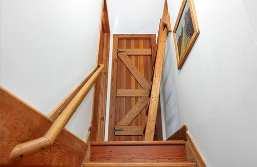 Guerneville House | Fern Woods - Hot Tub Redwoods Dog Friendly