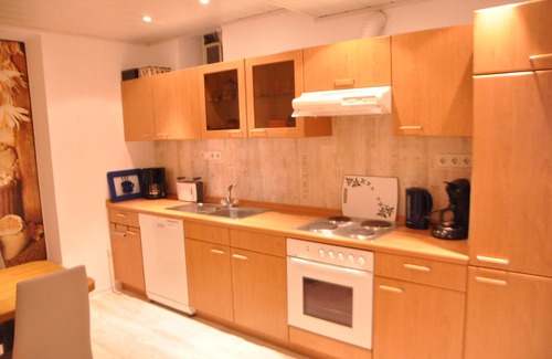 Sonnschied Apartment | Fernblick vacation apartment with indoor pool, swimming pond & direct access to the garden
