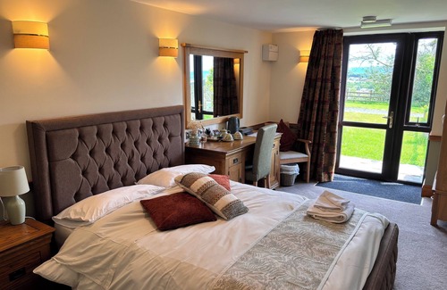 Rochdale Bed & Breakfast | Fernhill Hotel