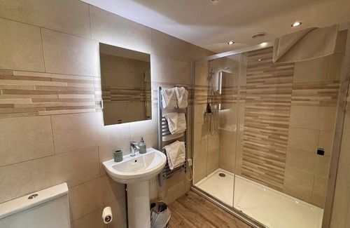 Rochdale Bed & Breakfast | Fernhill Hotel