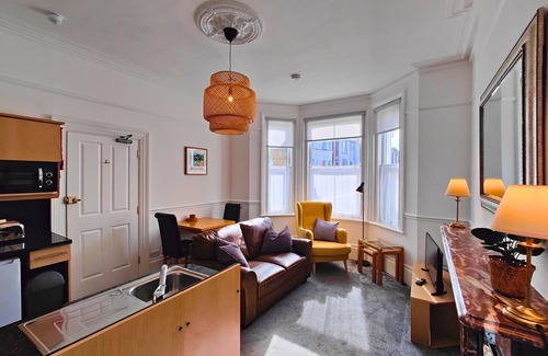 Shanklin Apartment | Fernhurst Holiday apartments