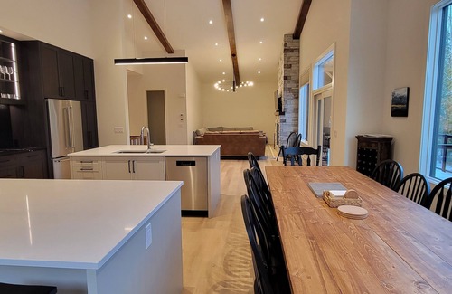 East Kootenay House | Fernie Escape Mountain Home on the Ski Hill