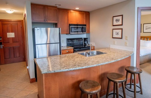 East Kootenay Condo | Fernie - Timberline Lodges Balsam #544