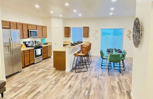 Fernley House | Fernley Brand New House/5TVs Sleeps 13/Pet OK🦮🐈
