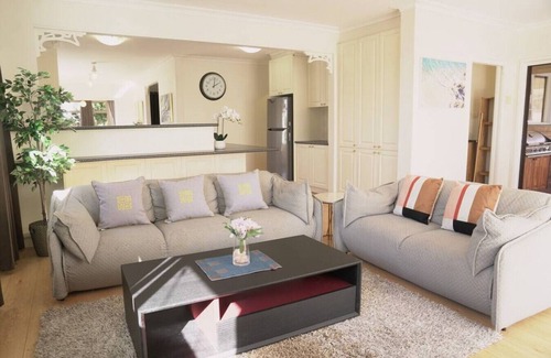 Ferntree Gully House | Ferntree Gully 5BRM Family Home Free Parking Wifi