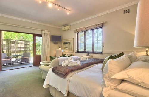 Newlands House | Fernwood Manor