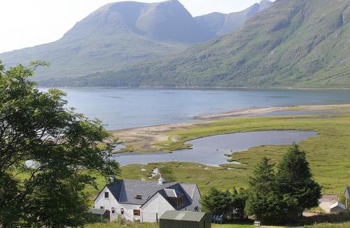Achnasheen House | Ferroch the place with an amazing view!