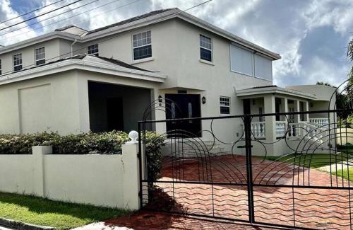 Prospect Villa | Ferron House