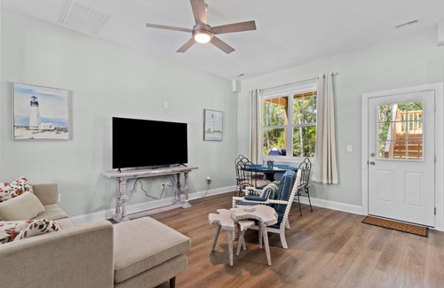 Supply House | Ferry House - Lower Unit