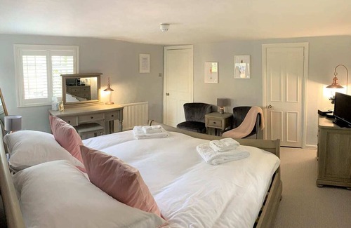 Moulsford on Thames Hotel | Ferrymans Cottage