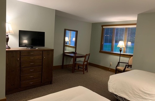 Shawnee On Delaware Resort | Festivals, cozy restaurants, antique shops and theaters!