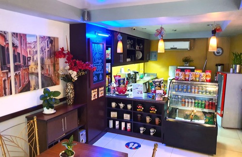 Palanan Hotel | Festive Hotel Makati