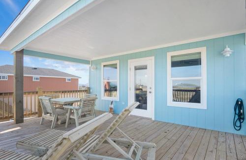 Gilchrist House | Fetching, cozy home, Sleeps 4 Pet&kid friendly