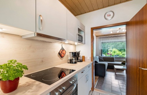 Feusdorf House | Feusdorf Forest Bungalow