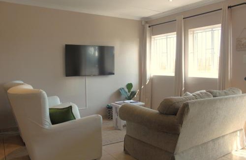Gillitts Apartment | Fever Tree Cottage