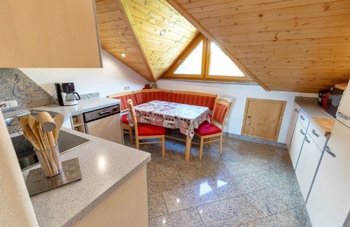 Nammering Apartment | FeWo 1 | 4-Sterne FeWo mit 100qm für bis zu 9 Personen