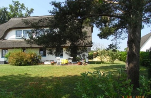 Ummanz Apartment | Fewo 1 - Landhaus Klein Kubitz We8864