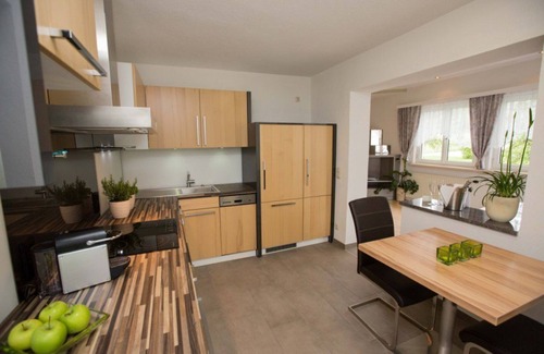 Schoerfling am Attersee Apartment | FEWO 2 - Wellness - Pension KNOLL am Attersee