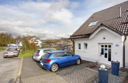 Meschede Apartment | Fewo am Hennesee