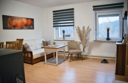 Zeulenroda Apartment | Fewo am Meer