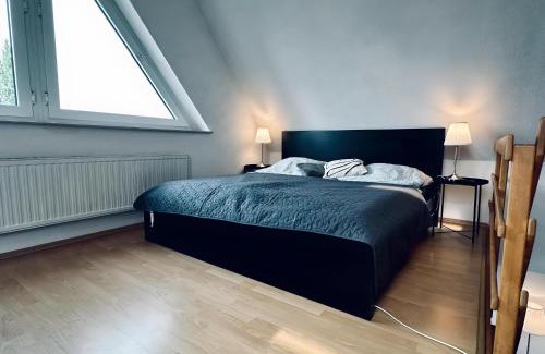 Rheine Apartment | FeWo Am Waldhügelsee - mit Balkon
