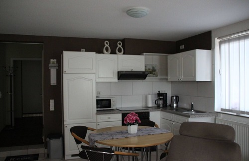 Idafehn Apartment | FeWo - Apartment Drieling, 85091