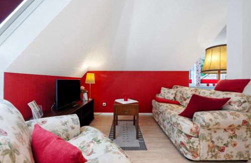 Deinste Apartment | Fewo Birkenallee - Rose