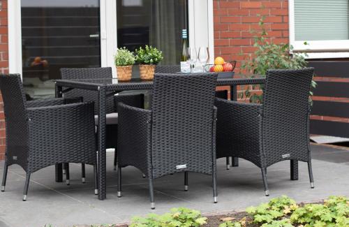 Cloppenburg Apartment | FeWo Cessna, elegante Wohnung, 2 Schlafzimmer, überdachte Terrasse