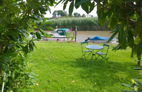 Gruenerdeich Apartment | Fewo Elbblick im Haus Lühegarten