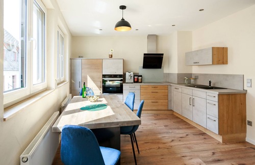 Senheim Apartment | Fewo für die Familie Dachterrasse Trocker/waschmaschine Netflix Jarody