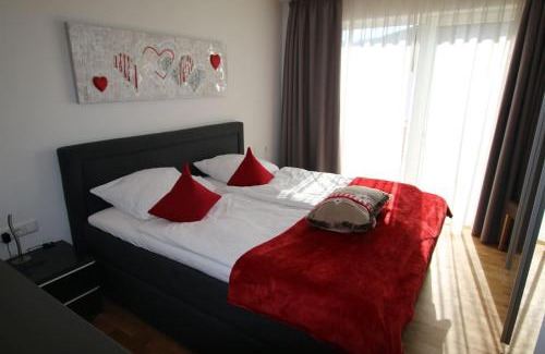 Kalzhofen Apartment | FeWo Glockenstüble mit Schwimmbad und Sauna