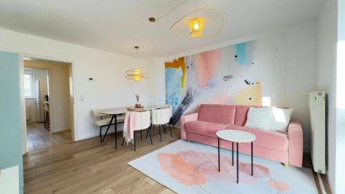 Stadtbezirk Nord Apartment | Fewo GOLDBERG, Balkon, SmartTV