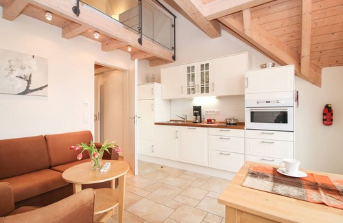 Greetsiel Apartment | Fewo-Greetsieler-Grachten 3 - new building with top equipment suitable for allergy sufferers