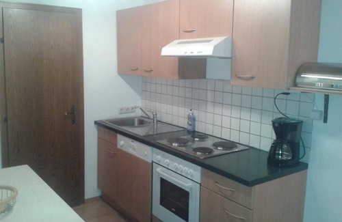 Krakauhintermuehlen Apartment | FeWo Hubert Siebenhofer - apartment/apartment, shower and bath, toilet, 1 bedroom