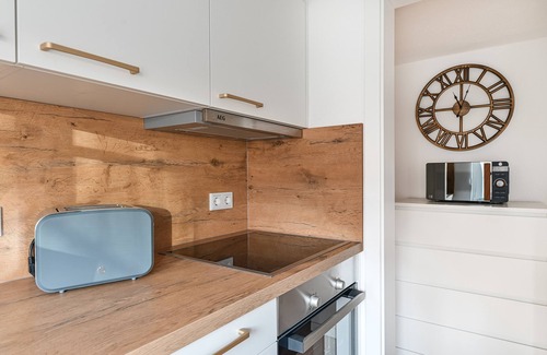 Bad Buchau Condo | FEWO in a historic half-timbered house, 10 minutes' walk from the relaxing Federsee lake
