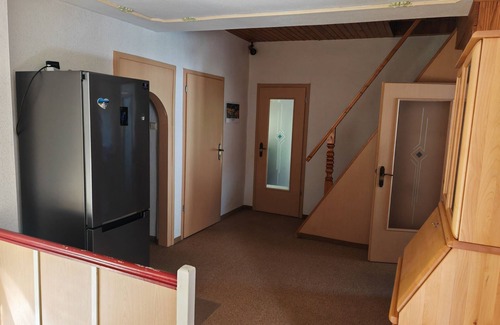 Droyßig Apartment | Fewo Klaus: Spacious apartment in a quiet location