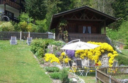 Untergrainau Apartment | Fewo Kreuzeck for 2 people with Zugpspitzblick