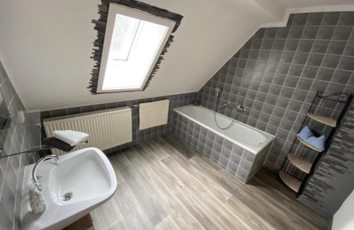 Hatzfeld Apartment | Fewo Lindenhof