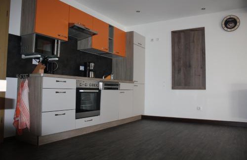 Ehrenfriedersdorf Apartment | FEWO Loos