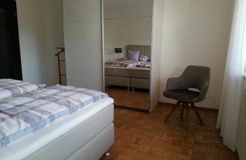Kreuzwertheim Apartment | FeWo mit Burgblick