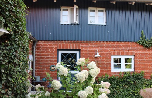 Wanderup Apartment | FeWo Ole - Landhaus Westerweg - Family Petersen